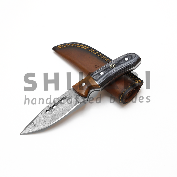 SQL-005 Damascus Hunting Knife