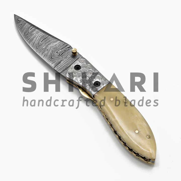 LUQ-001 Damascus Pocket Knife