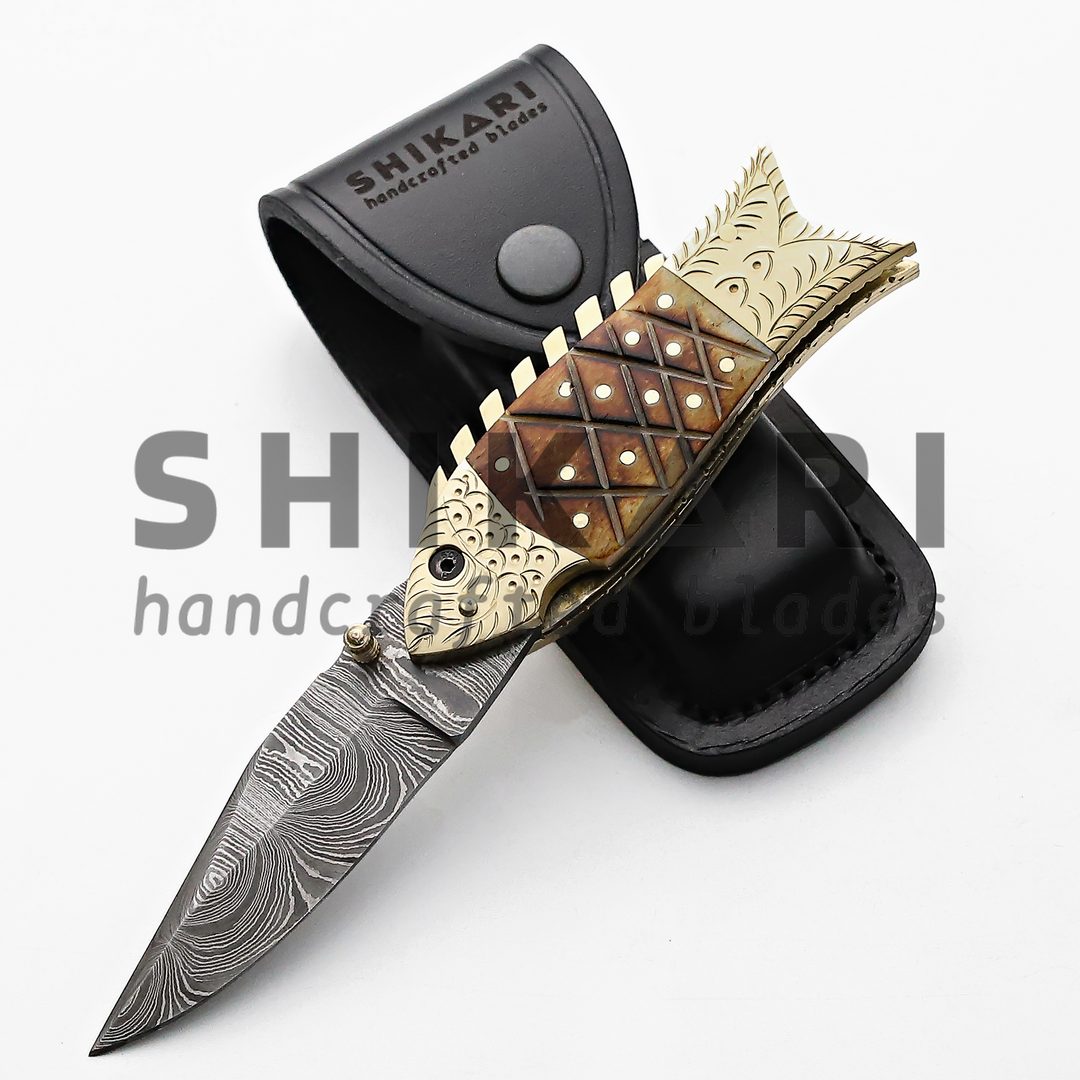 LUQ-007 Damascus Pocket Knife in Fish Shape