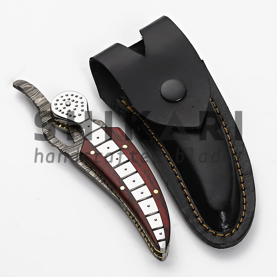 LUQ-010 Damascus Pocket Knife in Fish Shape