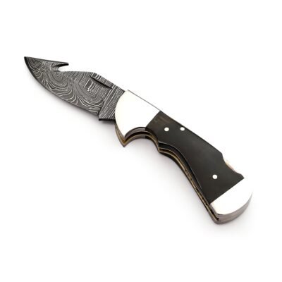 GK-046A Pocket Knife Damascuss Blade, Buffalow Horn Handle